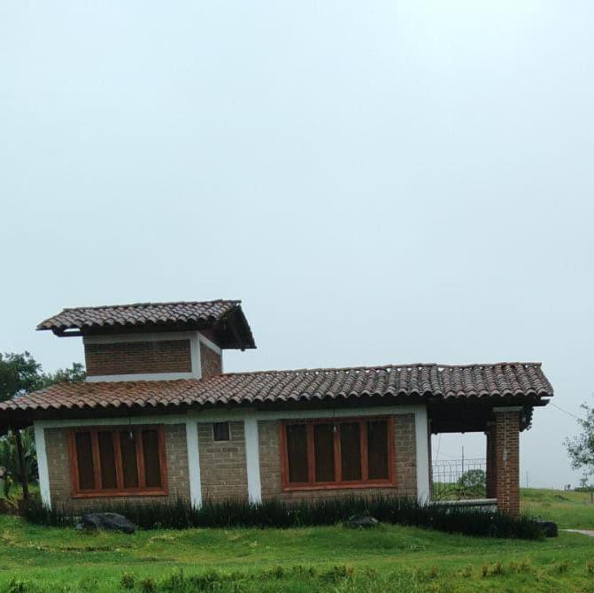 hermosa cabaña el rio Zacatlán Exterior foto